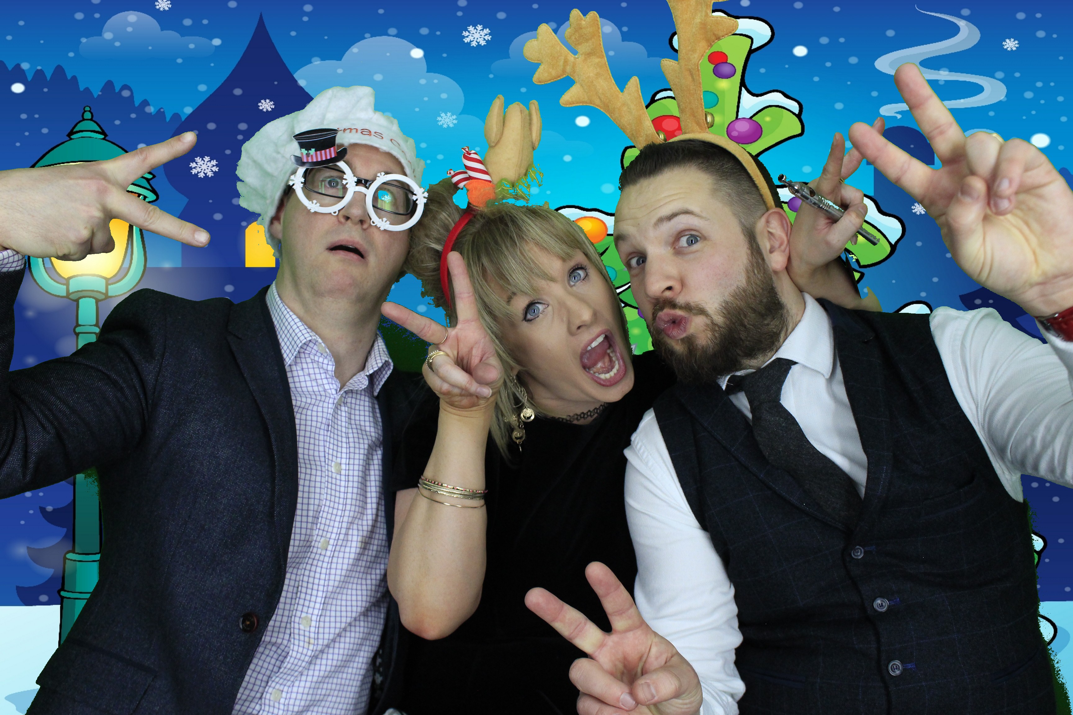 Acosta Europe Christmas Party 2018 | View more photos from the event at gallery.myphotoboothexperience.co.uk/u/MyPhotoBoothExperienceLtd/Acosta-Europe-Christmas-Party-2018